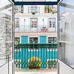 Douradores Downtown Flat Апартаменти