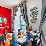 Douradores Downtown Flat شقة