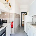 Douradores Downtown Flat Apartment *
